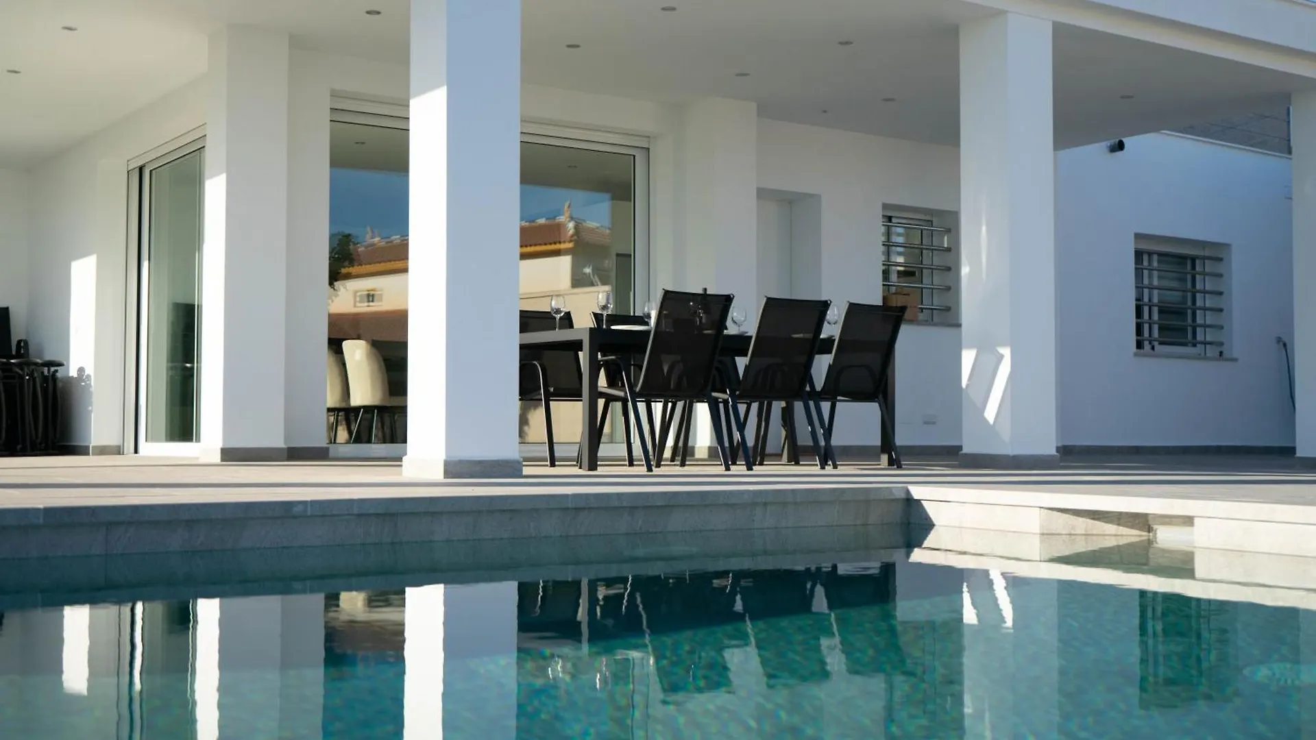 Casa Oasis At Sunset Villa Benajarafe