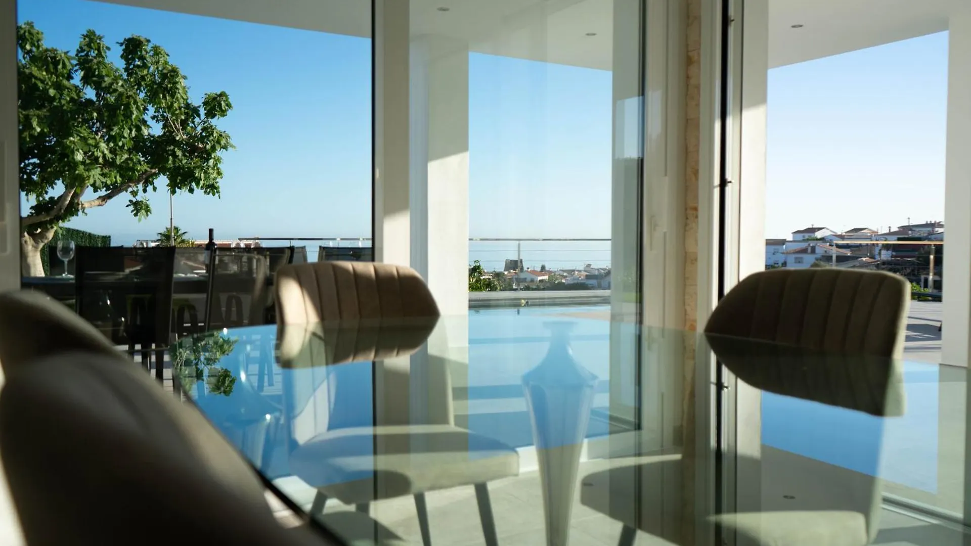 Casa Oasis At Sunset Villa Benajarafe Spain