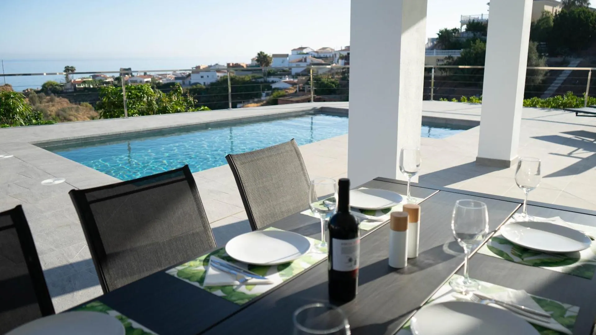 Casa Oasis At Sunset Villa Benajarafe Spain